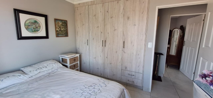 2 Bedroom Property for Sale in Dana Bay Western Cape